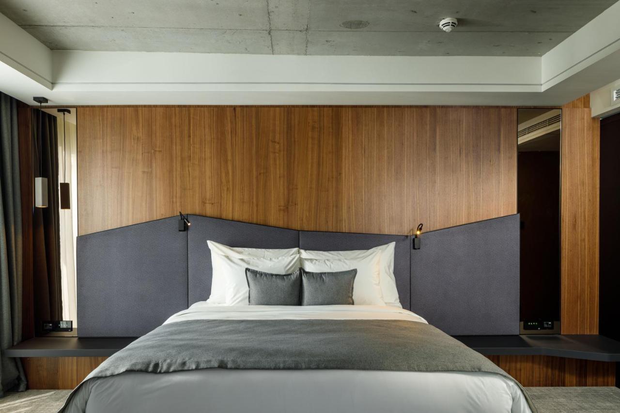 Qosmo Brasov Hotel Экстерьер фото