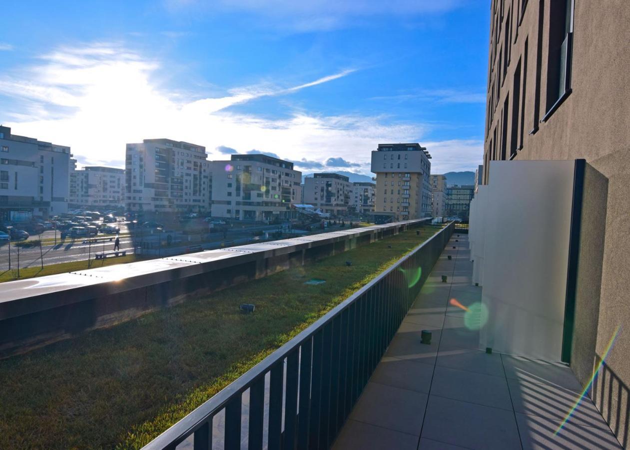 Qosmo Brasov Hotel Экстерьер фото