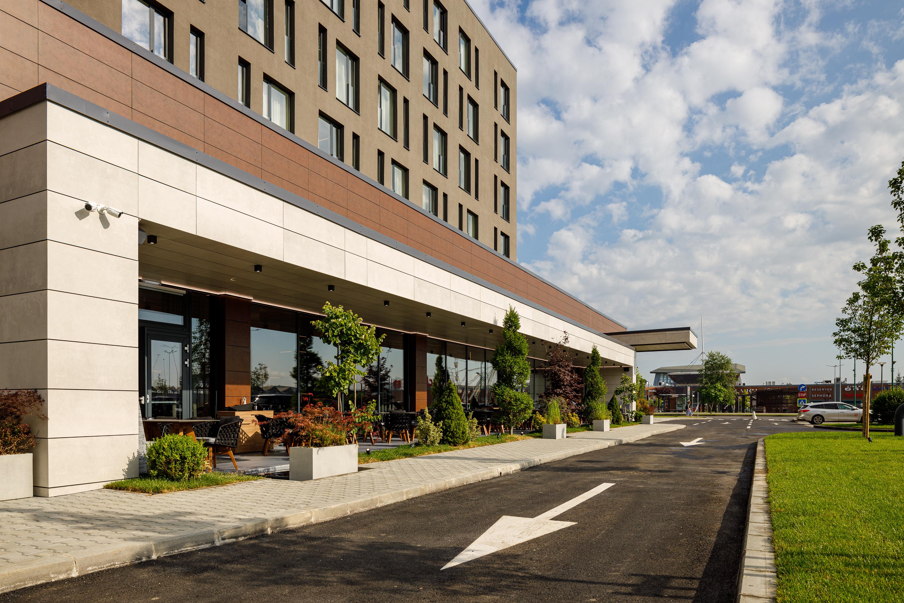 Qosmo Brasov Hotel Экстерьер фото
