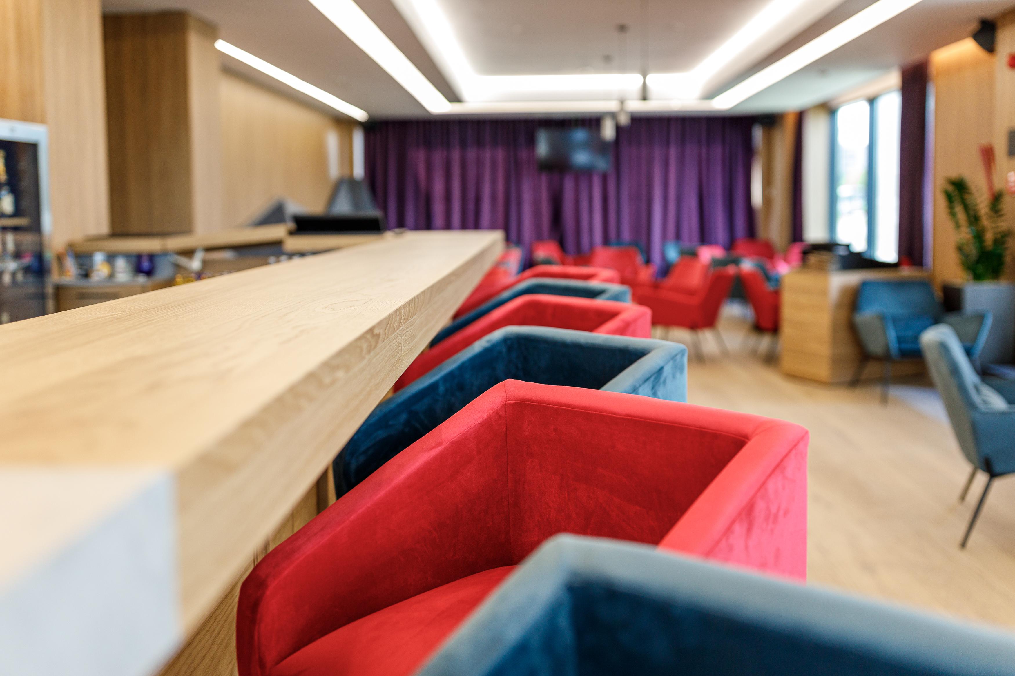 Qosmo Brasov Hotel Экстерьер фото